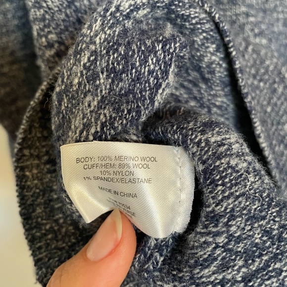 Men’s Orvis Merino Wool Sweater size M - Picture 4 of 5